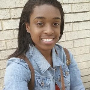 Meet your Posher, Janay